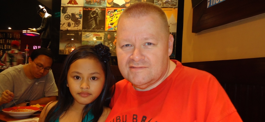 Bob & Nicole at T.G.I. Fridays in Davao