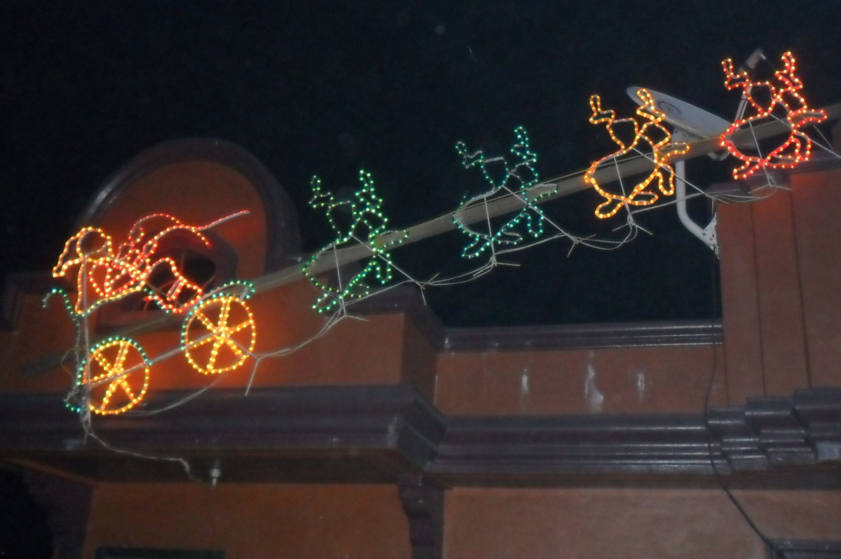 The Santa is on the roof