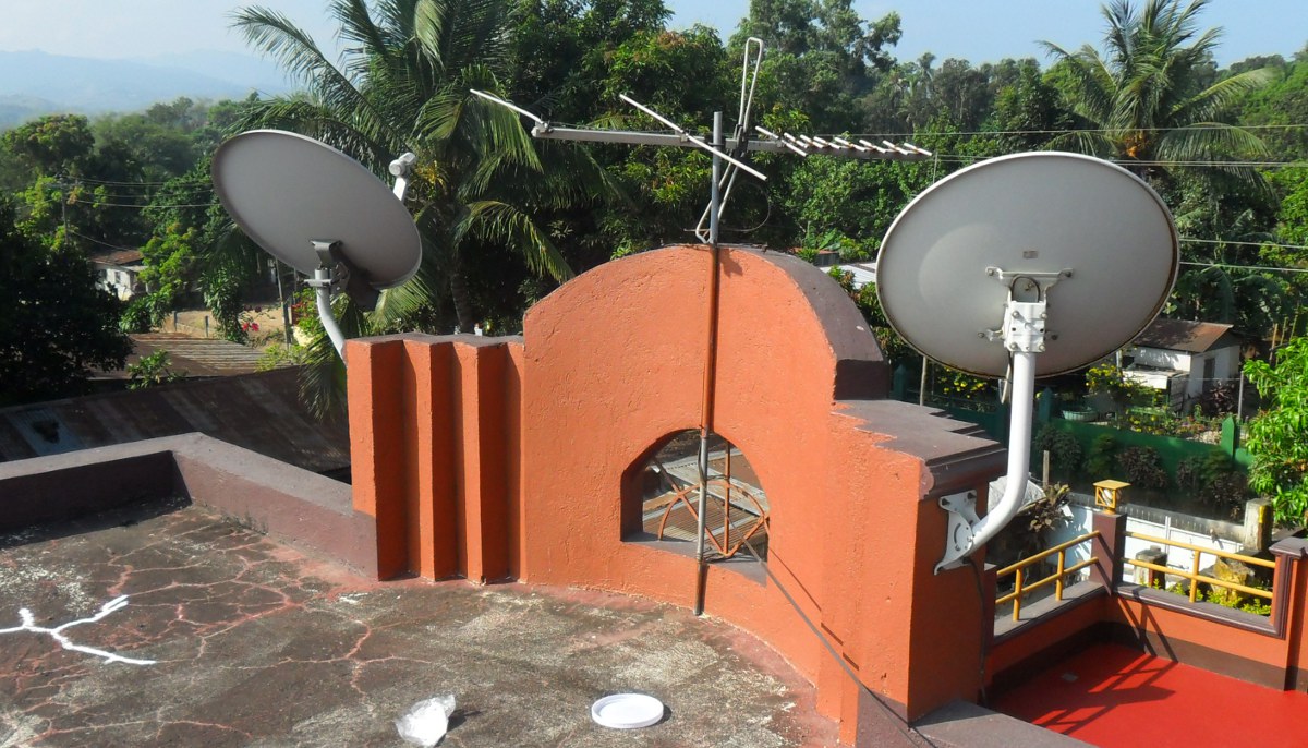 02 Water blasted off all the pld paint