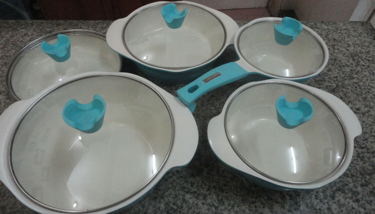 New Pots and Pans set