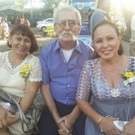 The thorn beterrn the roses