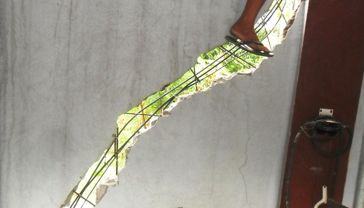 Chipped out looking at daylight