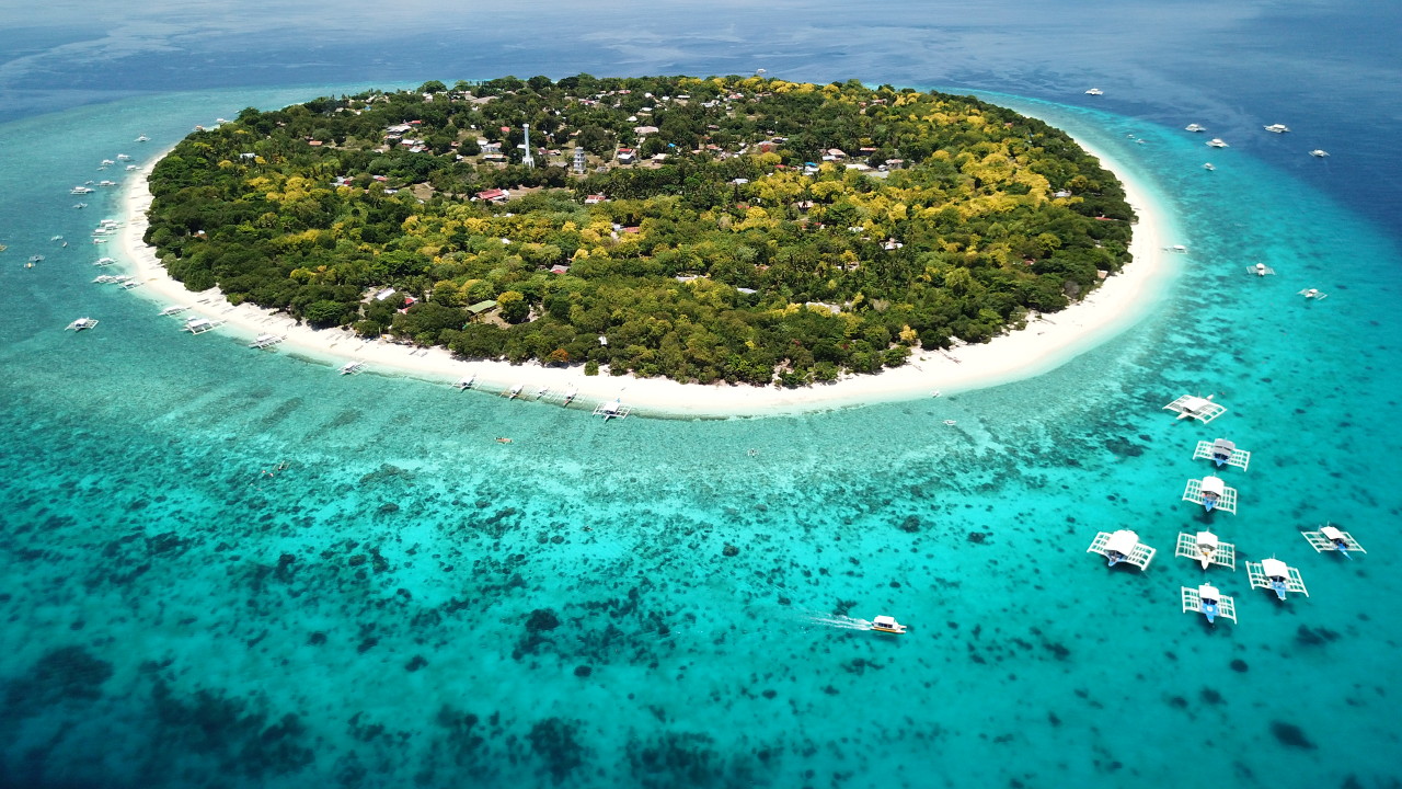 13A Resident Visa might be perfect for you to live on or near an island like this!